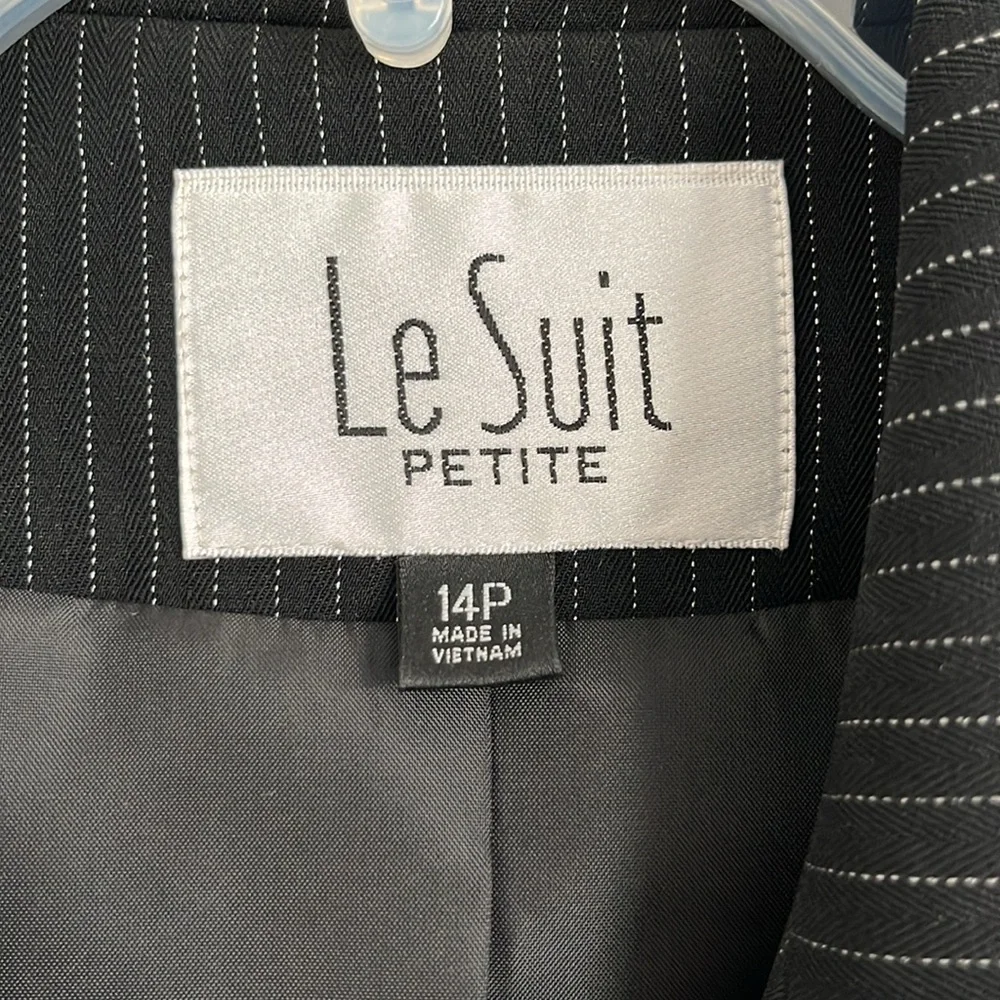 Le Suit Petite Black pin stripe Suit Blazer and Skirt - Picture 4 of 14